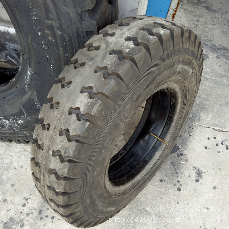 750-16货车轮胎批发羊角花纹加深防扎抗压轻卡轮胎现货批发750-16