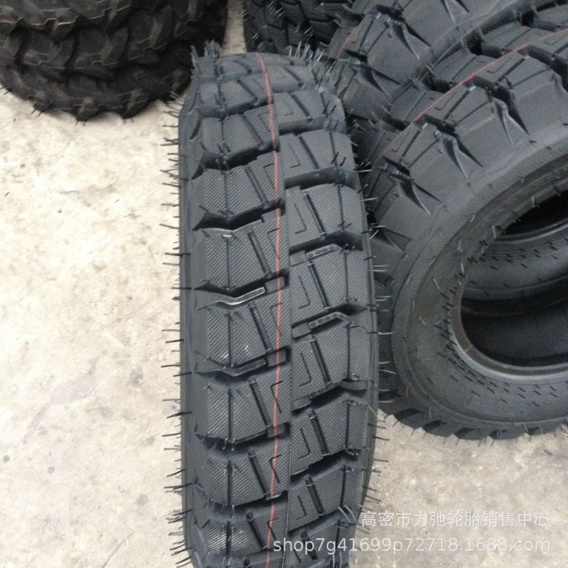 825-16汽车轮胎批发工程胎矿山花纹加深重载防刺扎厂家供应825-16