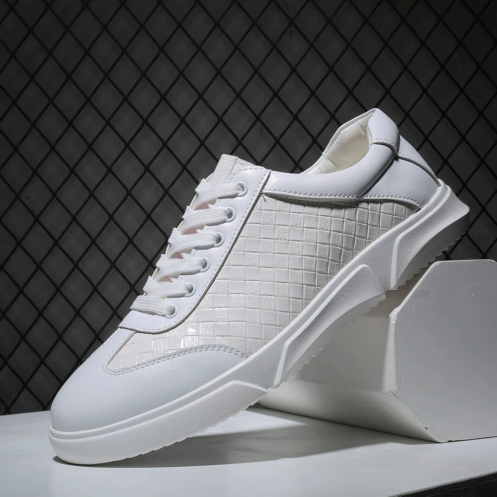 Стилизация Juqi Trend Leisure Sneakers — дышащие повседневные кроссовки на шнуровке, белый/чёрный/синий, размеры 39-48, лёгкие