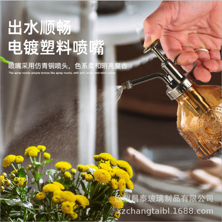 Botella de cristal en relieve regadera ducha jardinería vidrio pequeña botella de spray europeo tallado olla fábrica al por mayor