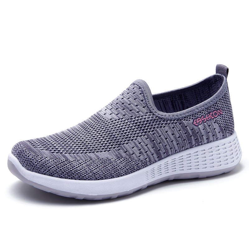 Viejo Beijing zapatos de tela de verano de las mujeres transpirable ligero slip-on mamá zapatos antideslizantes planos deportivos zapatos casuales zapatos de mujer
