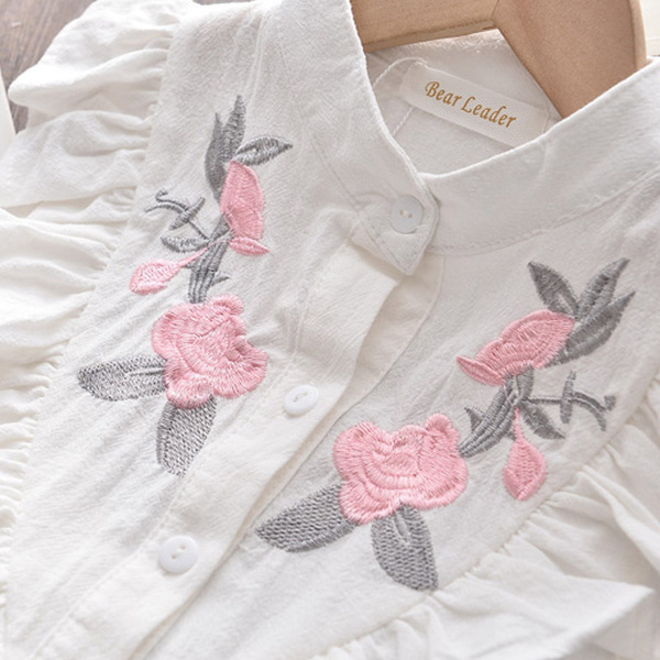 brand shirt sleevless