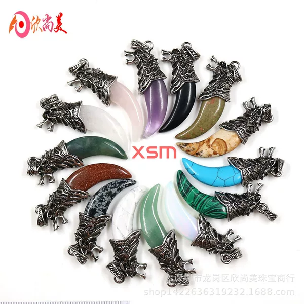 European and American Natural Crystal Agate Wolf Tooth Retro Wolf Head Pendant Necklace Fashionable and Generous Men's Necklace Export Supply