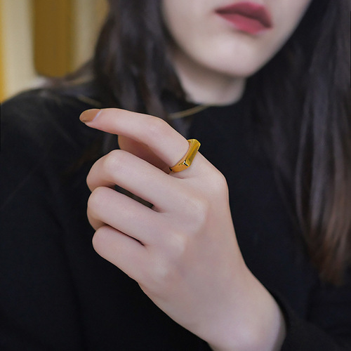 Korean version of ins new internet celebrity same style fashionable simple versatile temperament small long 18K gold flat stainless steel ring