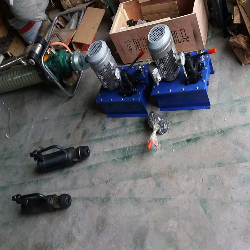 MD15-180/52A 矿用锚索张拉机具 MD15-180/52A 矿用锚索张拉机具