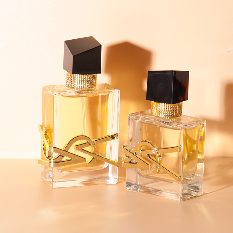 TikTok viral Liberty Water women's perfume: natural, fresh, long-lasting, and elegant floral scent. Wholesale available.