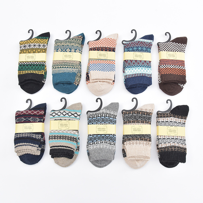 Autumn and Winter New Double Road Retro Rabbit Wool Socks Men's Mid-length Socks Thickened Warm Socks Casual Ethnic Style Men's Socks Autumn and Winter New Double Road Retro Rabbit Wool Socks Men's Mid-length Socks Thickened Warm Socks Casual Ethnic Style Men's Socks