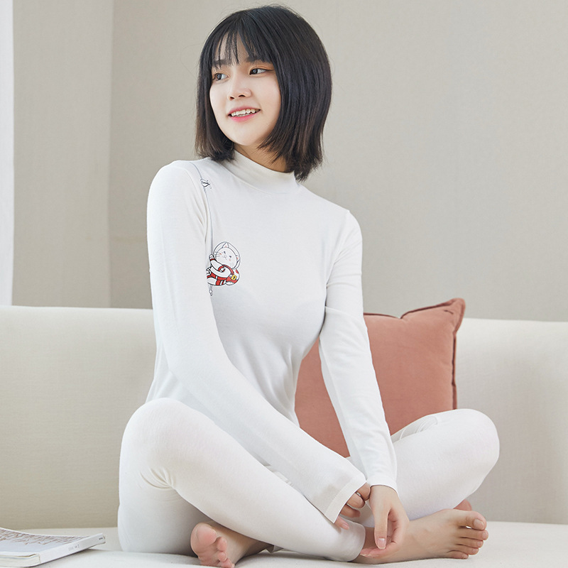 미드 칼라 착륙 고양이 화이트