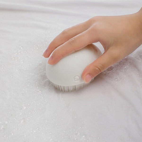 Creative cute harmless brush for laundry for home use