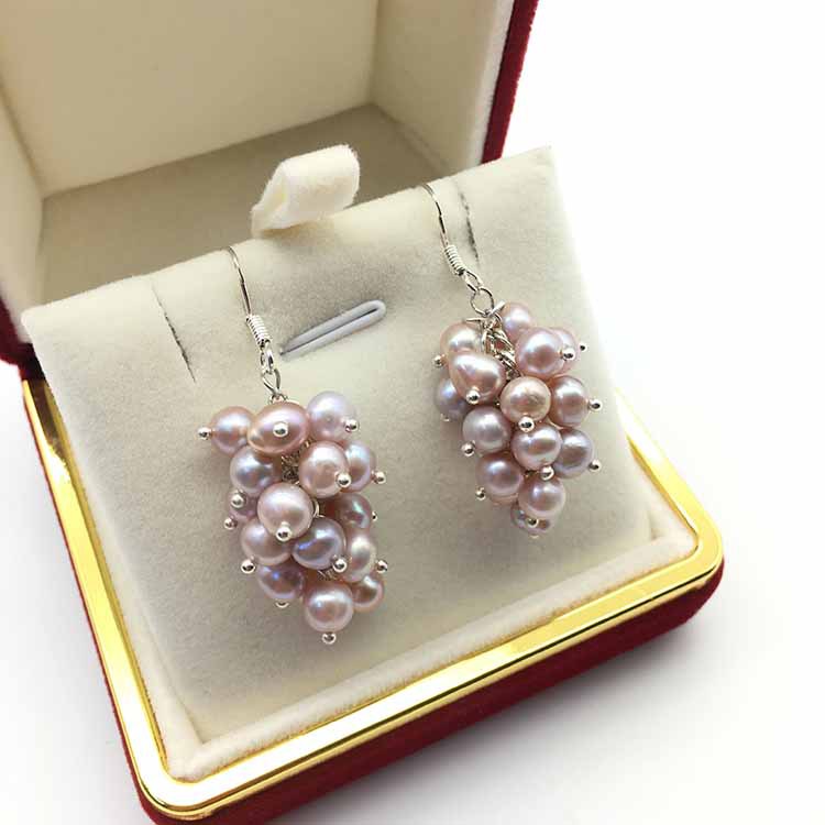 ����ͨebyչ����ҹ�е�̯�������Ȼ��ˮ�������Ѷ�׹����