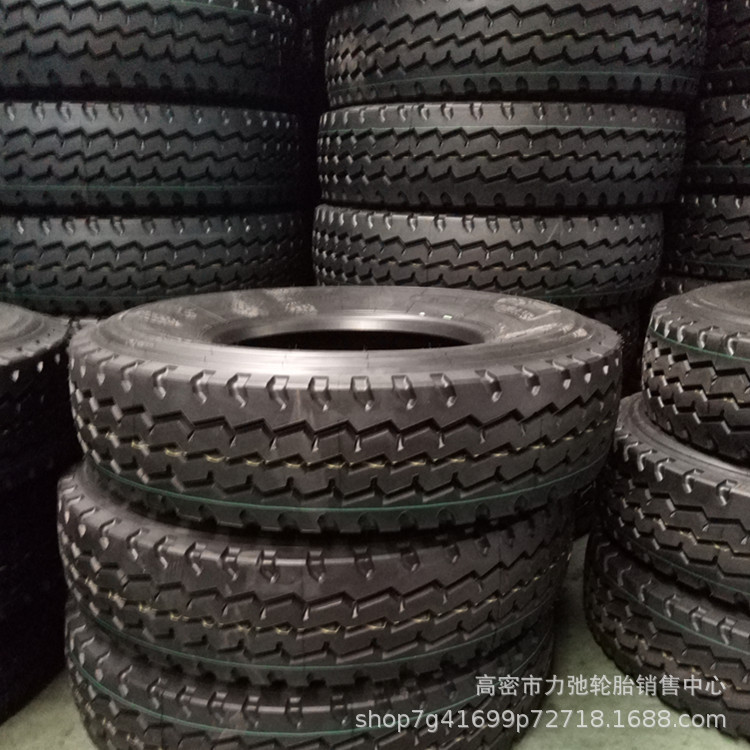 13R22.5汽车轮胎真空胎顺花纹加深防扎卡车货车轮胎现货13r22.5