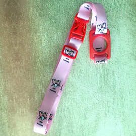 定制饮料瓶背带芝麻街矿泉水瓶饮料瓶扣水杯挂绳卡扣水壶背证件卡