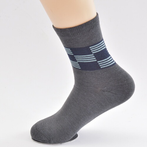 Wholesale socks stalls, autumn and winter men's bigfoot socks, men's cotton socks, thickened and enlarged stockings for middle-aged and elderly people