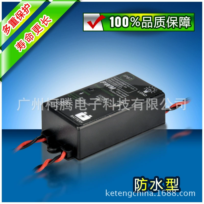 Солнечный контроллер 12V 3A с фотоэлементом для мониторинга оборудования, модель SC1203