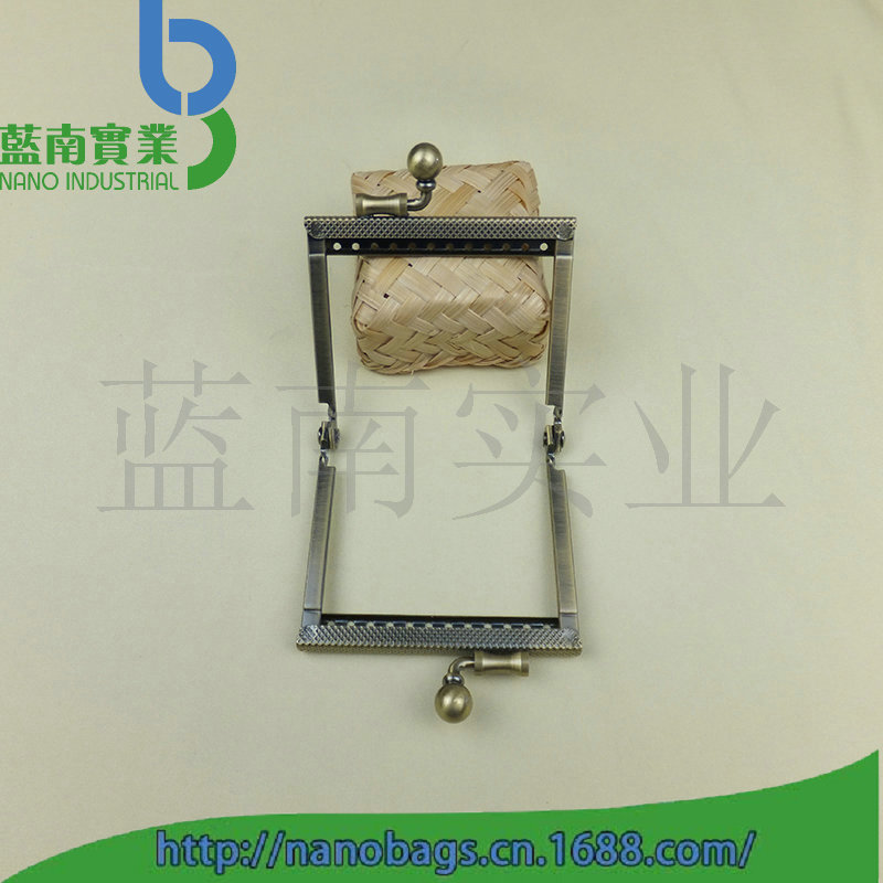 厂家供应手袋五金架,钱包五金夹,皮包五金框， 美容框夹