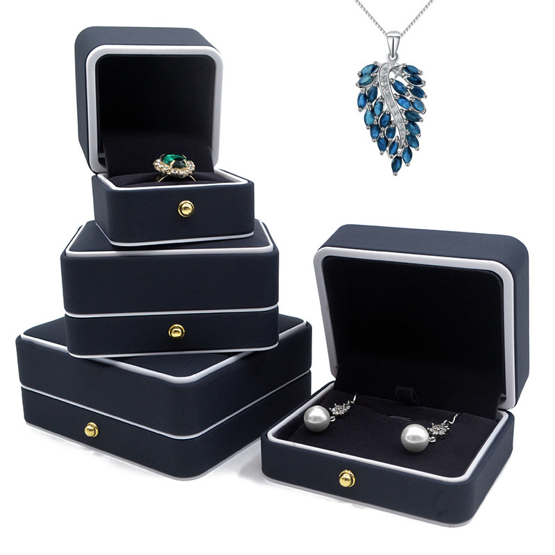 新款PU仿皮吊坠盒首饰盒饰品手镯盒耳钉盒手链套装盒戒指盒子批发