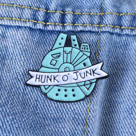 WISH新款HUNK O' JUNK创意太空飞船 菠萝屋胸针牛仔夹克徽章批发