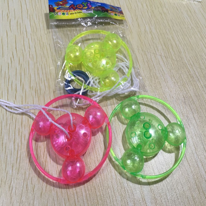 拉线飞轮拉哨小号不发光儿童怀旧小玩具摆地摊货源扫码活动小礼品