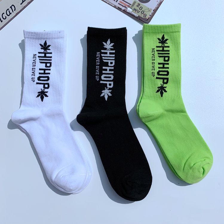 Trendy ins Men's and Women's Long Socks Hip-Hop Street Sports Tube Socks Academic Style Letter Leaves European and American Skate Socks Wholesale