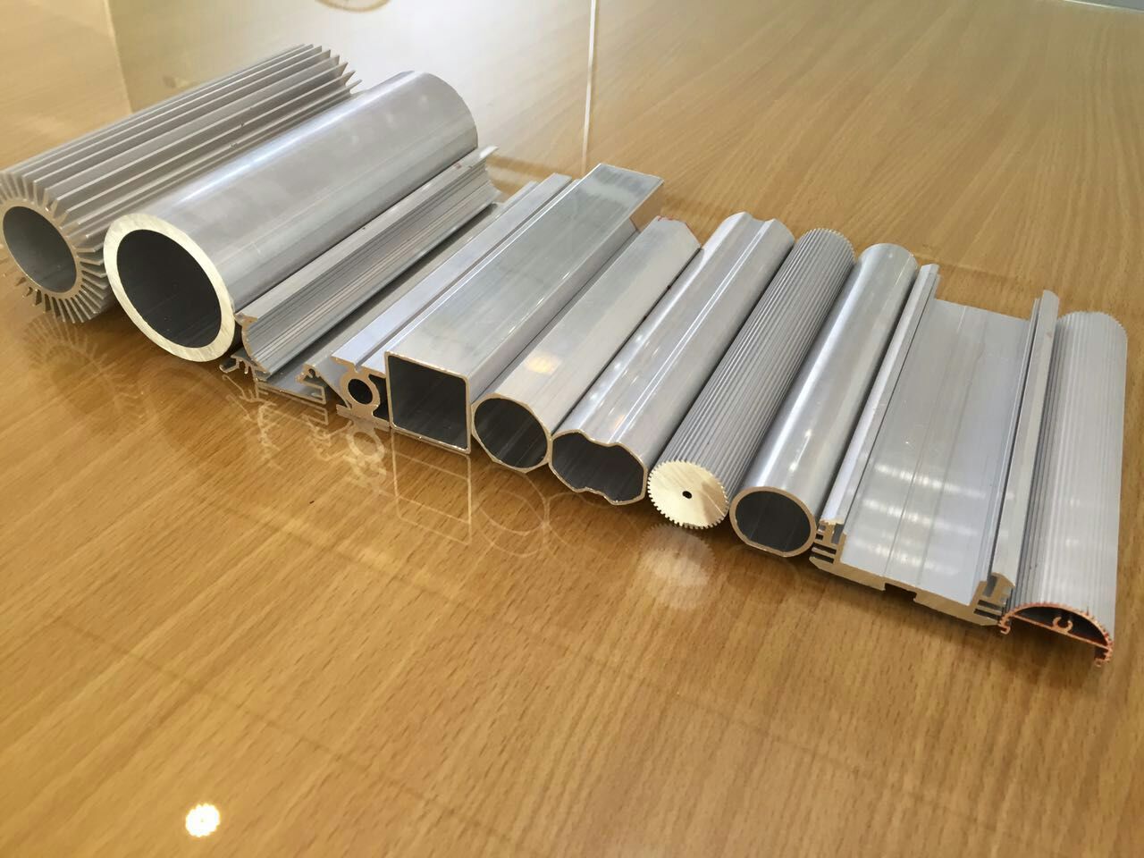 佛山供应铝挤型材  铝制品机加工  铝合金阳极氧化表面处理