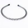 Fashionable sports wavy black headband, scalloped hair accessory for face washing, simple and elegant design