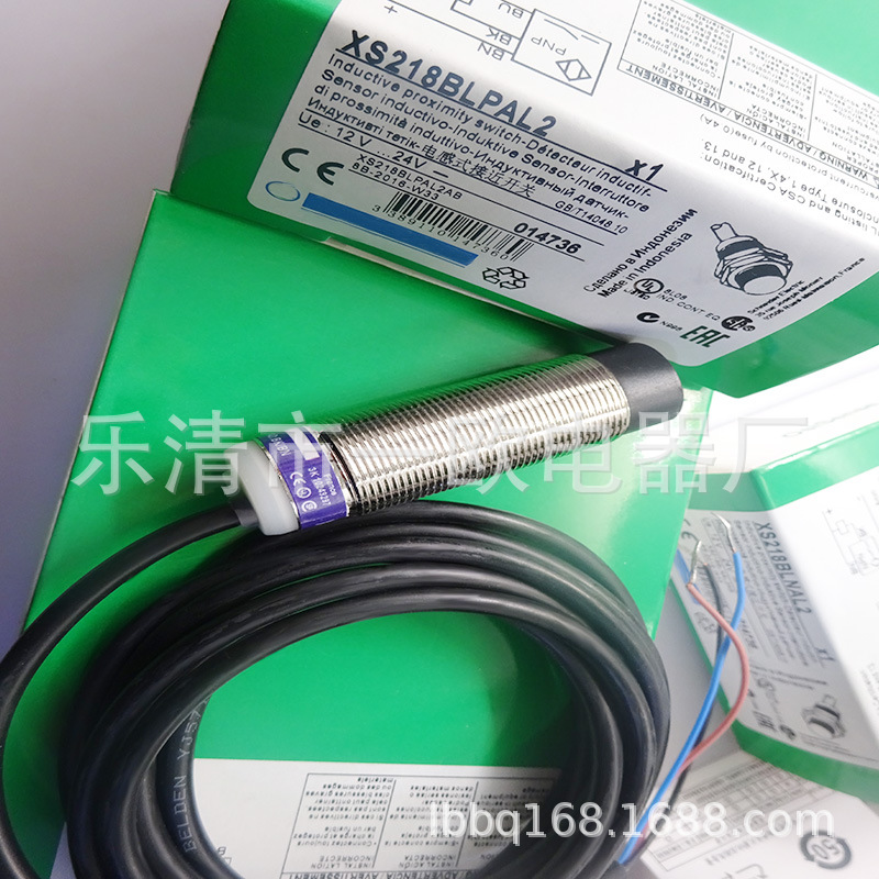 M18 带线 实物全新XS218BLNAL2C XS218BLNAL2接近开关质保一年