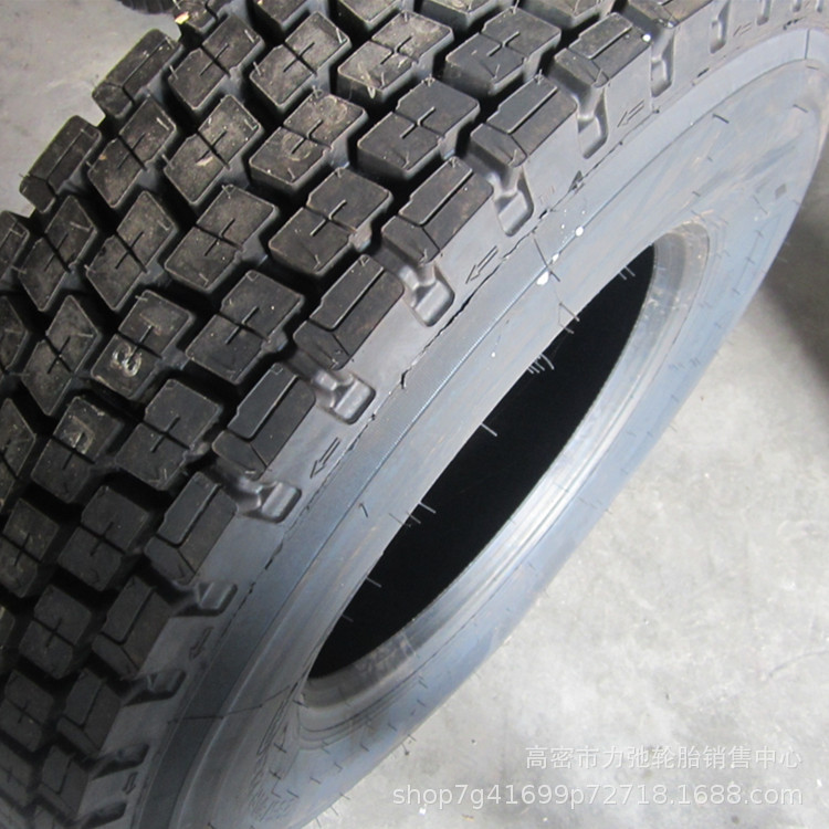 295/80R22.5卡车轮胎真空胎麻将块花纹加深防扎现货295/80r22.5