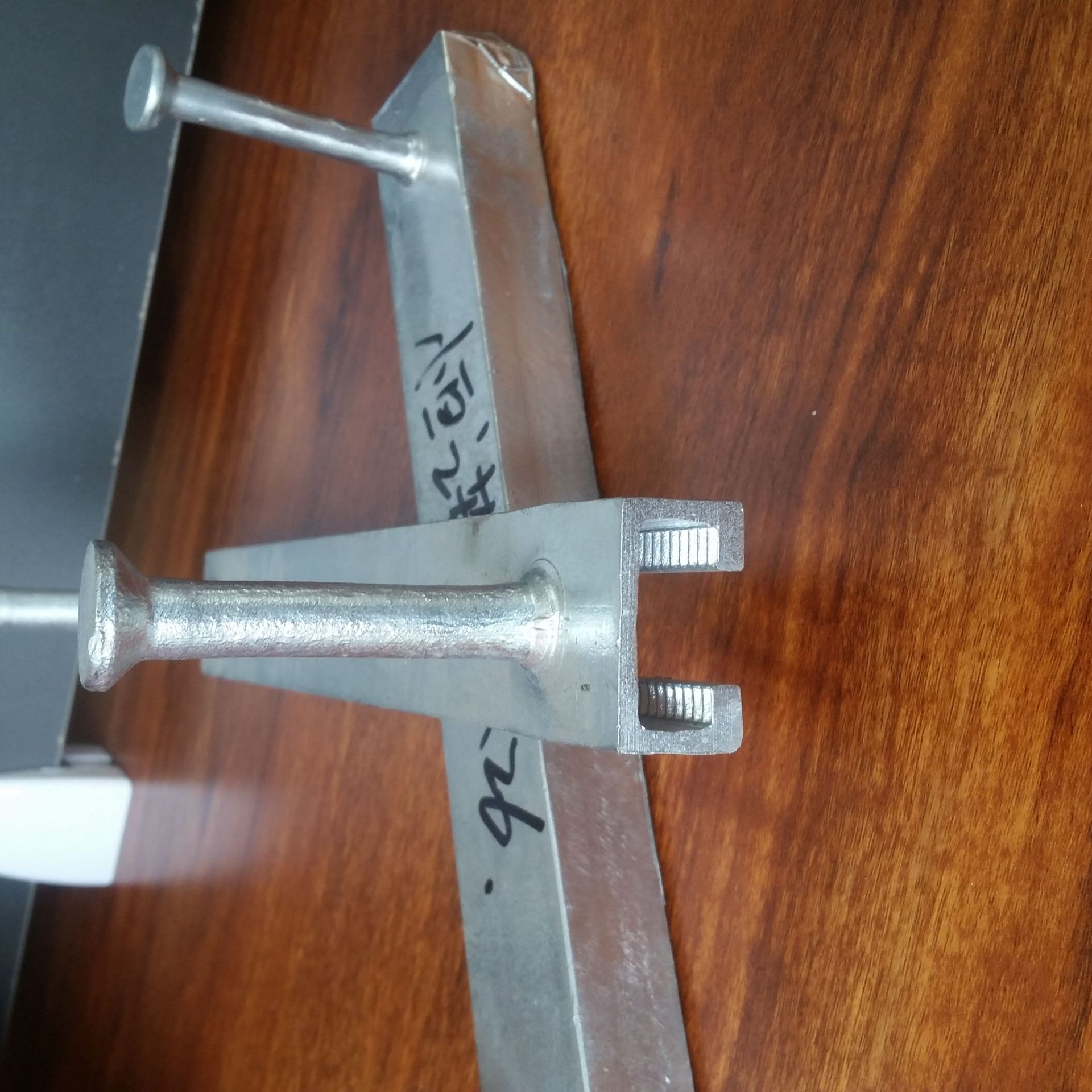 恒诺厂家供应预埋槽道30*20带齿钢槽滑槽生产高强度预埋槽