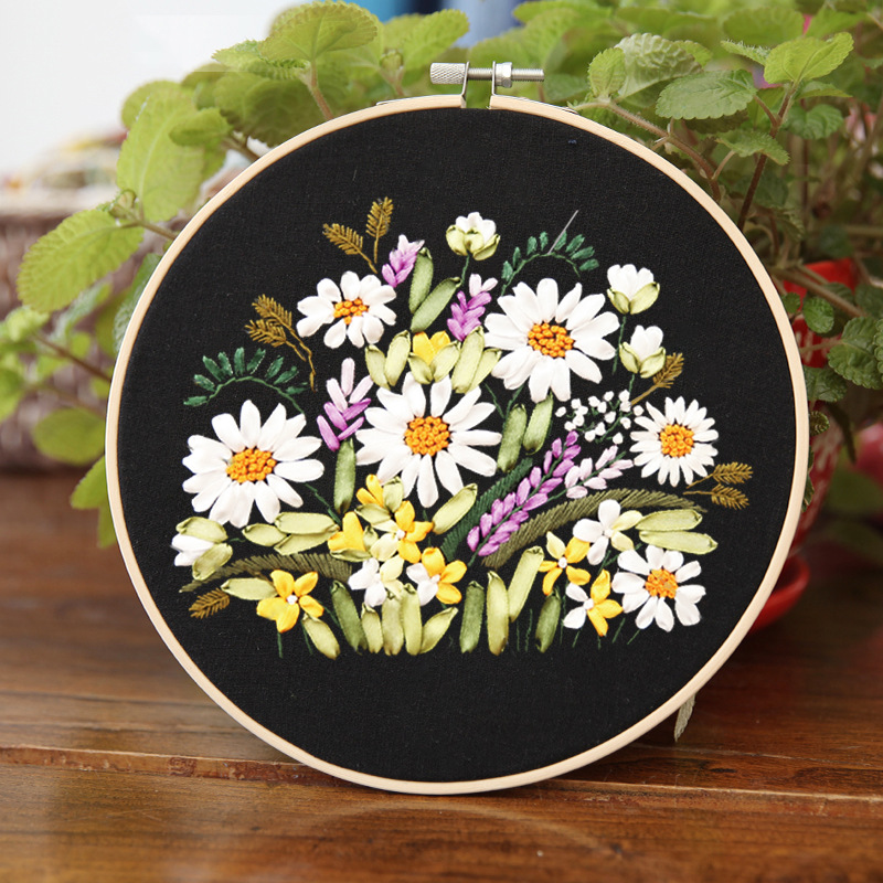 Bordado material de bricolaje Paquete de estilo europeo tridimensional hecho a mano de producción creativa adulto principiante entrada tela cinta bordado colgante pintura