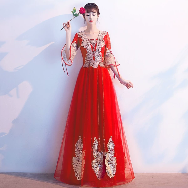 Red Golden Flower Skirt Conventional Long model