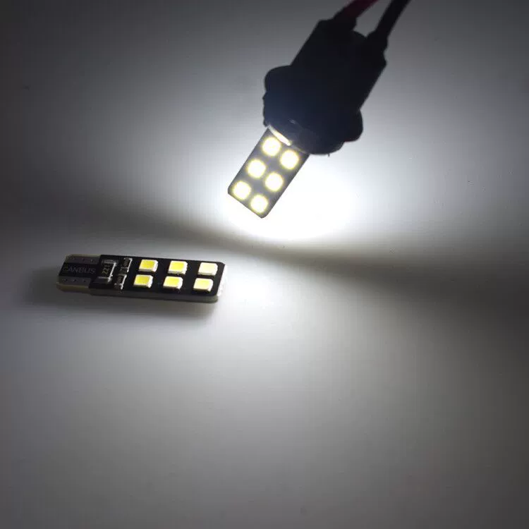 Прямые продажи с завода LED T10 2835 12SMD двухстороннее декодирование дисплей широкая подсветка внешняя торговля термический продаж инструмент свет 12В