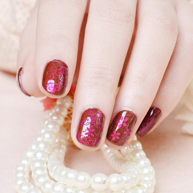 Pegatinas de uñas doradas 108 pegatinas de uñas Flor de encaje de pata de gallo 3D adhesivo dorado pegatinas de uñas de plata