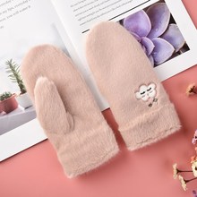 毛绒挂件新款毛绒手套秋冬季女学生可爱卡通包指加绒加厚手套批发