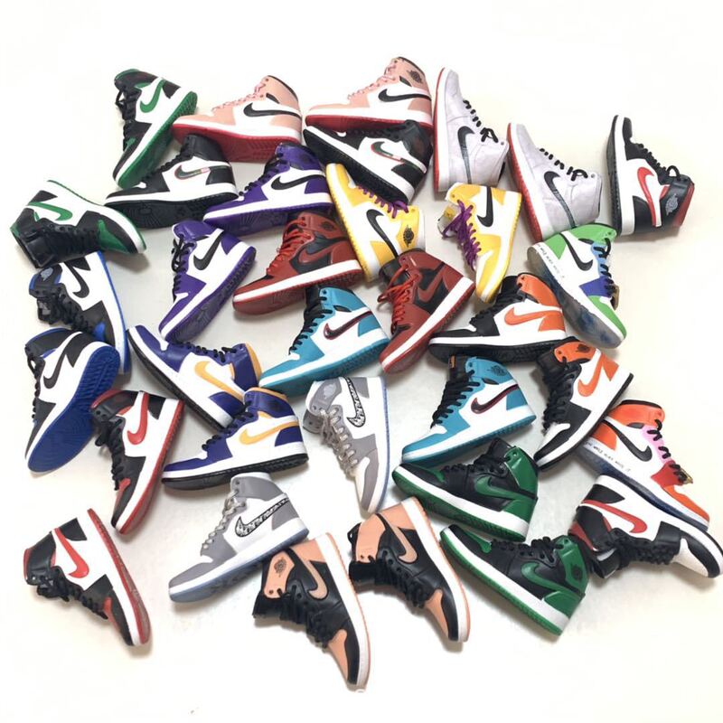 AJ1 Keychain-Foreign Trade Trend Jordan 3D Stereo Shoes Model Pendant Acrylic Shoes Wall Link 2