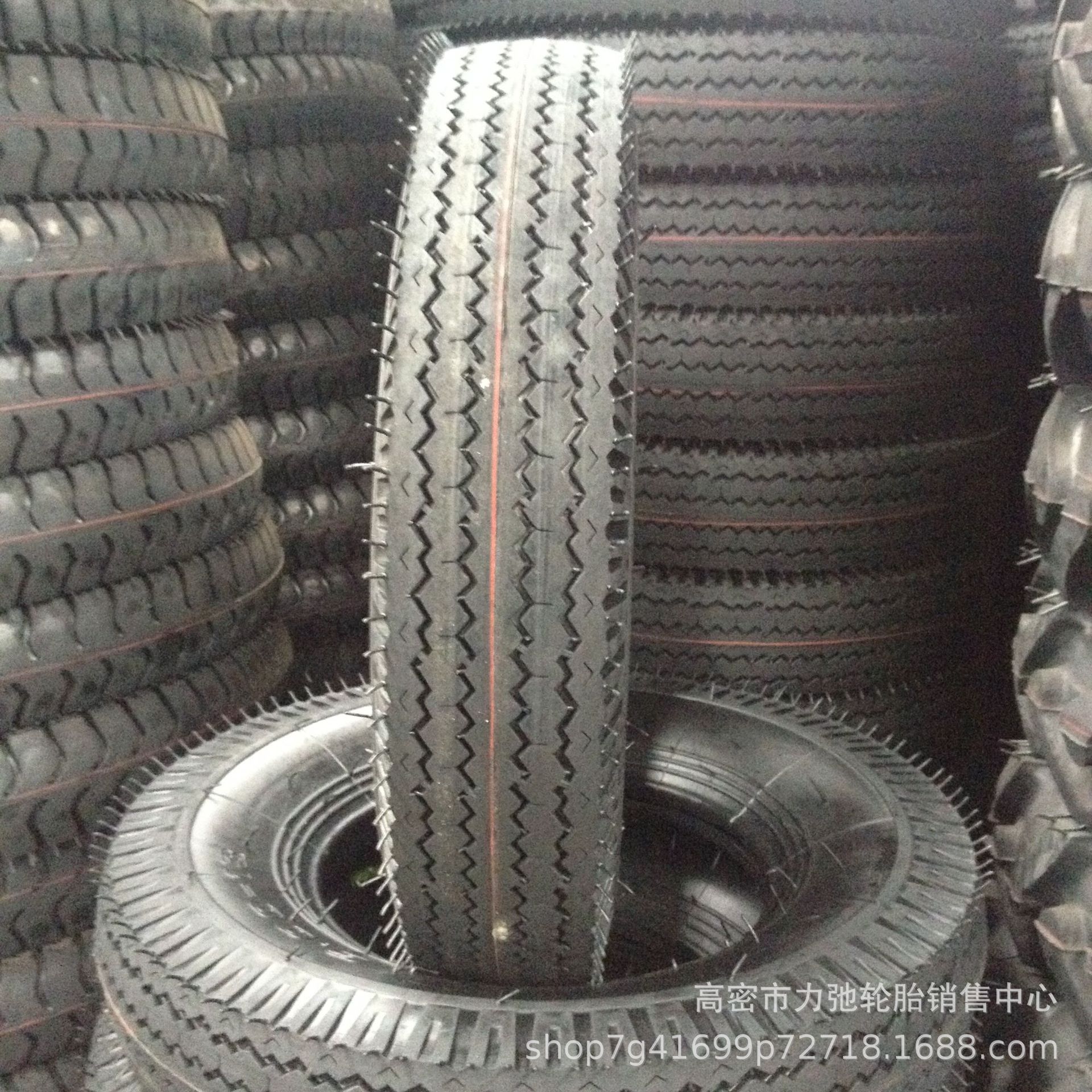 600-14货车轮胎水曲花纹轻卡轮胎重载防扎汽车轮胎现货批发600-14