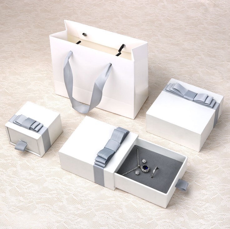 Manufacturer Wholesale Orange Peel Ring Necklace Bracelet Box Drawer Box Jewelry Gift Box Jewelry Packaging Box Can Be Printed with Logo