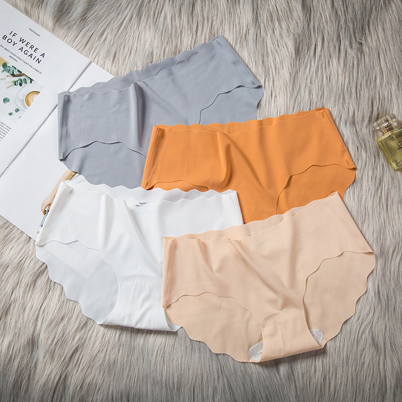 Ice Silk Seamless Ultra-thin Waved Girl's Underwear Solid Color Breathable Large Size Low Waist One-piece Women's Briefs
