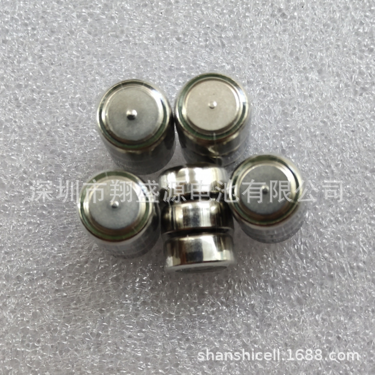 现货LR44/AG13纽扣电池3个组合4.5V电池玩具电池发光