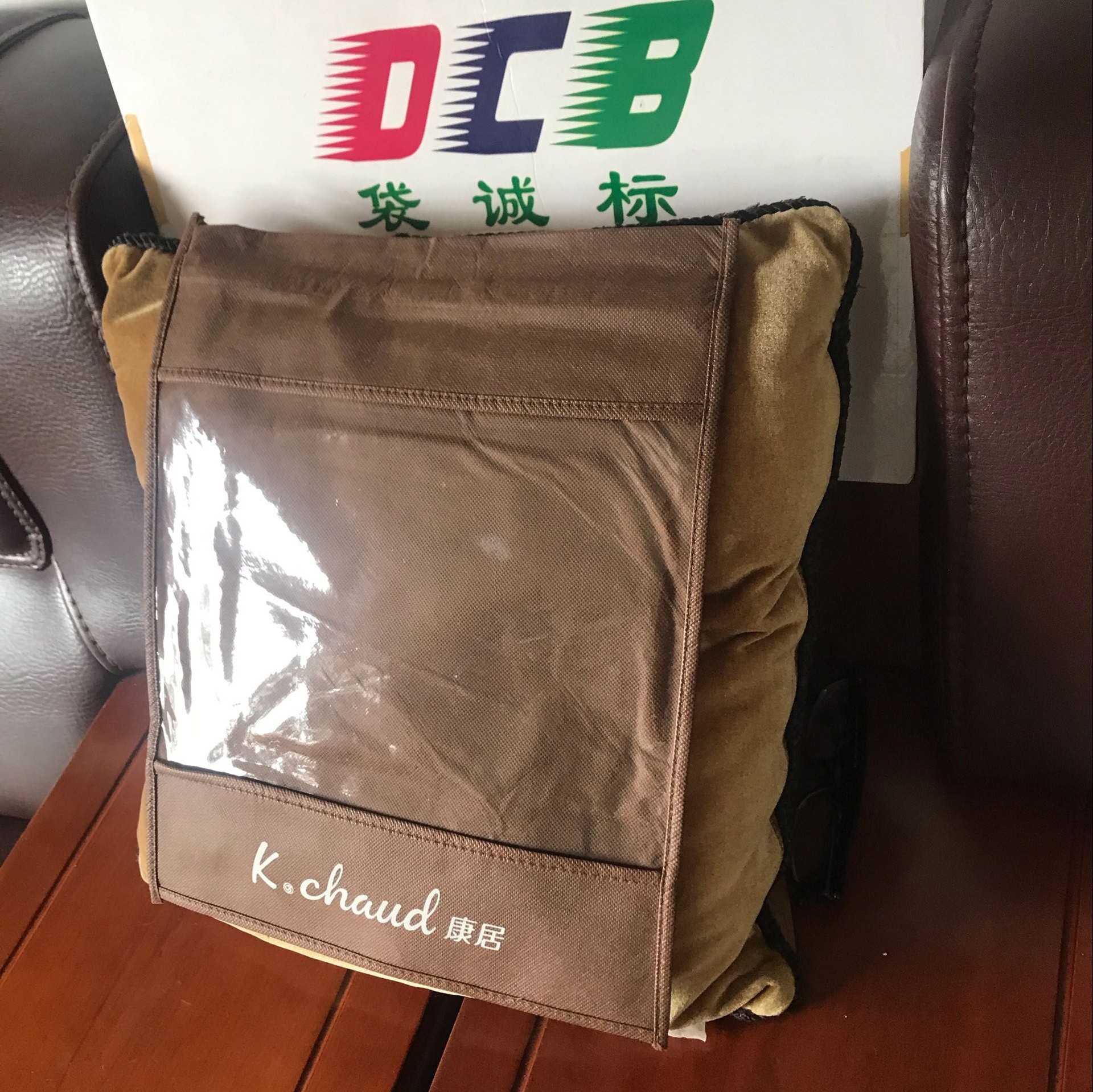 广州定销PVC无纺布拉链服装袋车缝服饰袋CPP热压袋内衣西装防尘袋