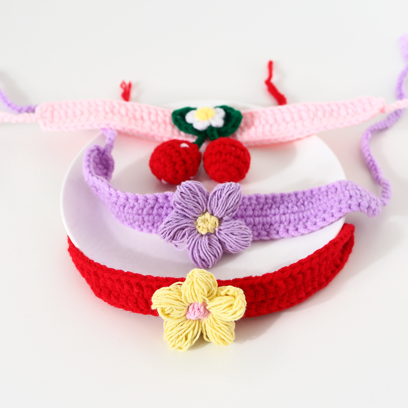 Amazon transfronterizo crochet hecho a mano lana flores gatos perros collar ajustable collar de cereza