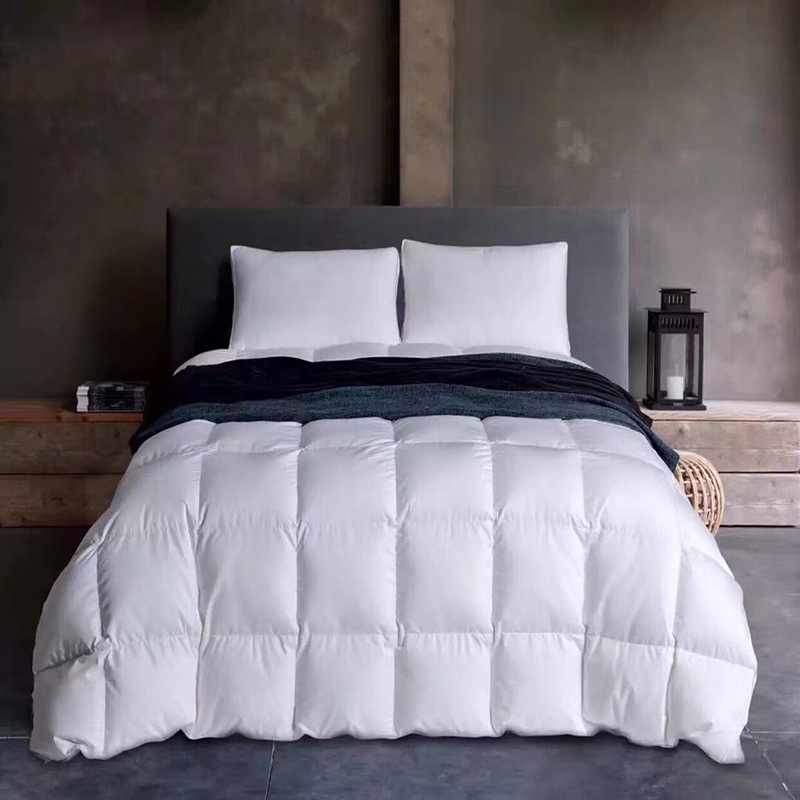 Five-Star Hotel Duvet, Pure Cotton Satin, 95% White Duck Down, Goose down Gift Quilt, Wholesale Anti-Pilling Duvet
