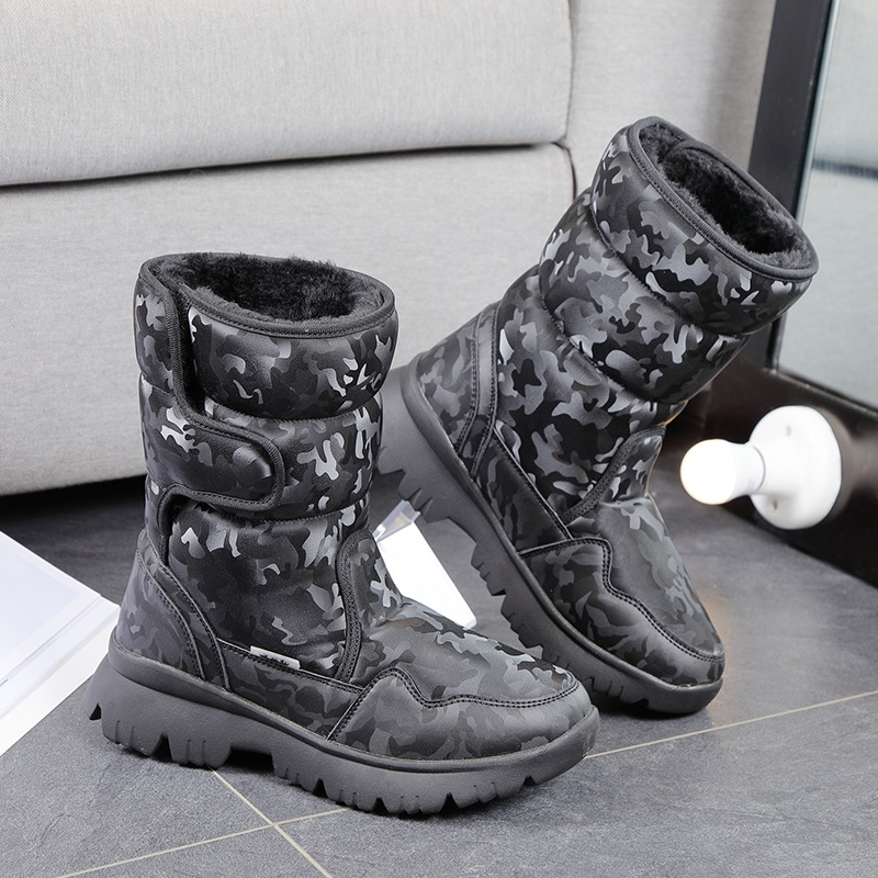 Botas de nieve blancas para niños y niñas para padres e hijos, turismo de esquí de camuflaje simple, grueso, impermeable y antideslizante, envío transfronterizo de una pieza