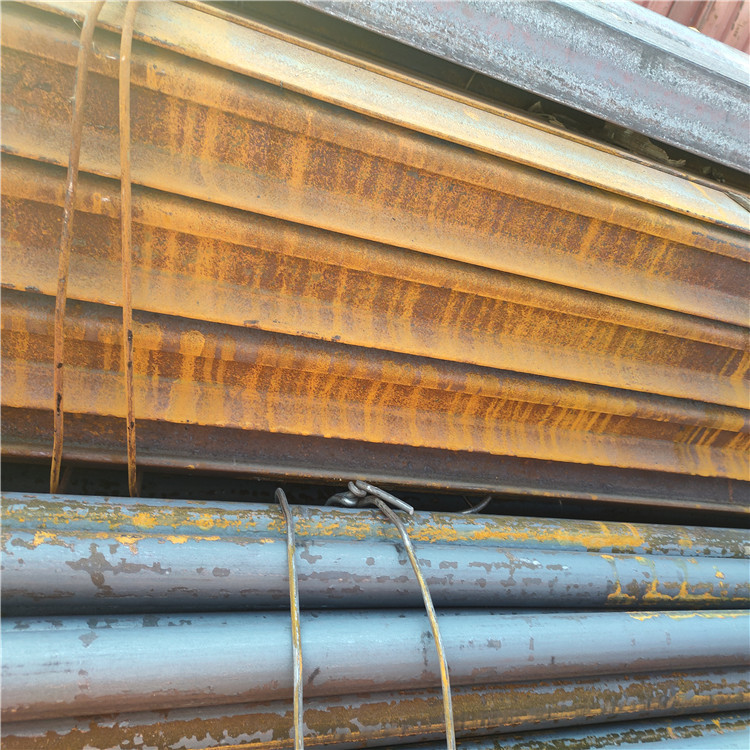 山东华源物资轻型钢轨厂家Q235B/55Q轻型钢轨起重机钢轨规格齐全