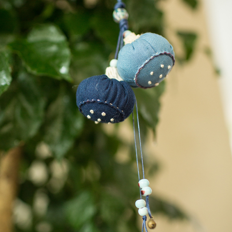 Colgante de loto * azul oscuro + azul claro (producto no terminado) + algodón lleno