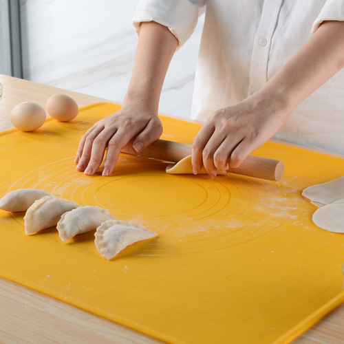 Multifunctional thickened silicone kneading mat 3-piece set, non-stick rolling mat and dough mat chopping board baking mat
