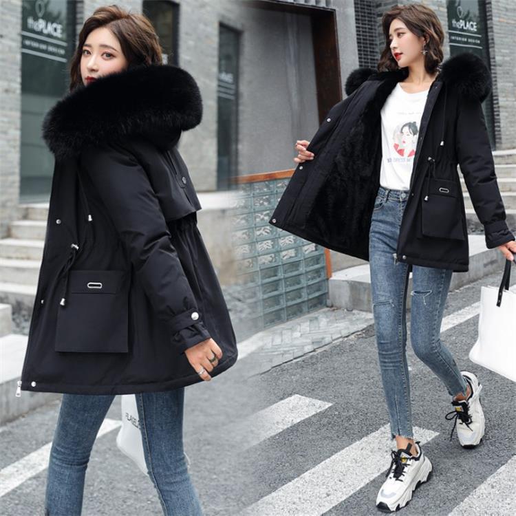 2025 Winter Cotton-Padded Jacket for Women with Large Fur Collar, Workwear Style, Large Pockets, Loose Fit, Fleece-Lined, Thickened Inner Lining, Cotton Coat for Women