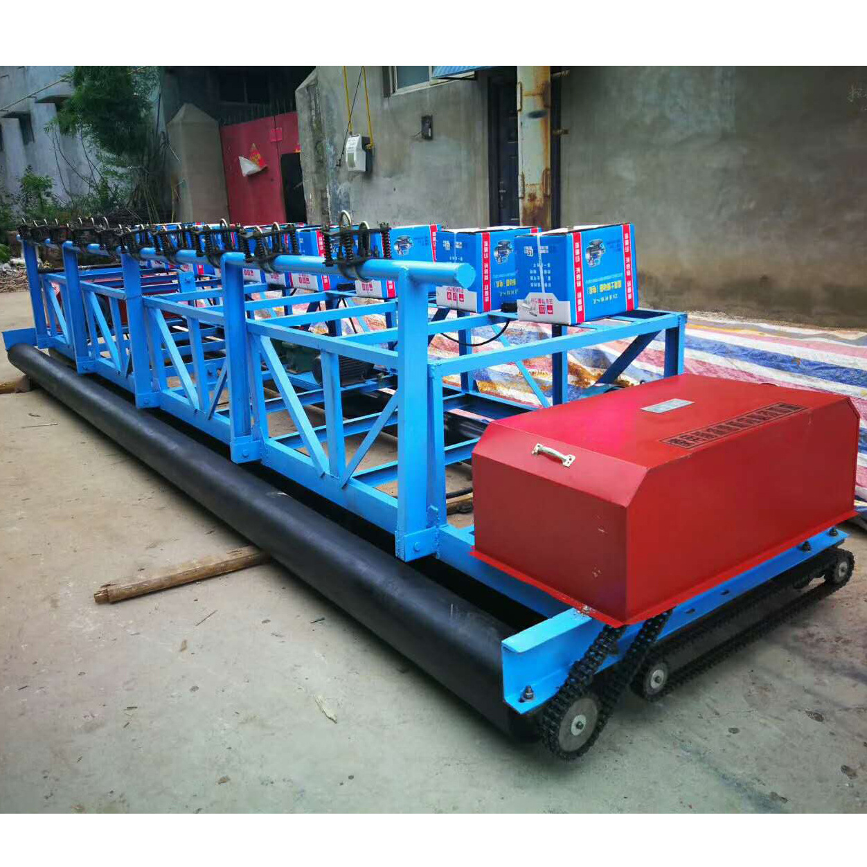 水泥道路三辊轴摊铺机 滚筒式电动摊铺机 桥梁隧道整平机