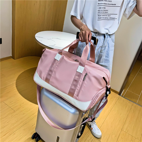 Sports and Fitness Bag for Women, Yoga Bag with Dry Wet Separation, Colorful Contrast, Single Shoulder Bag, Short Trip Hand Carry Travel Bag with Custom Logo