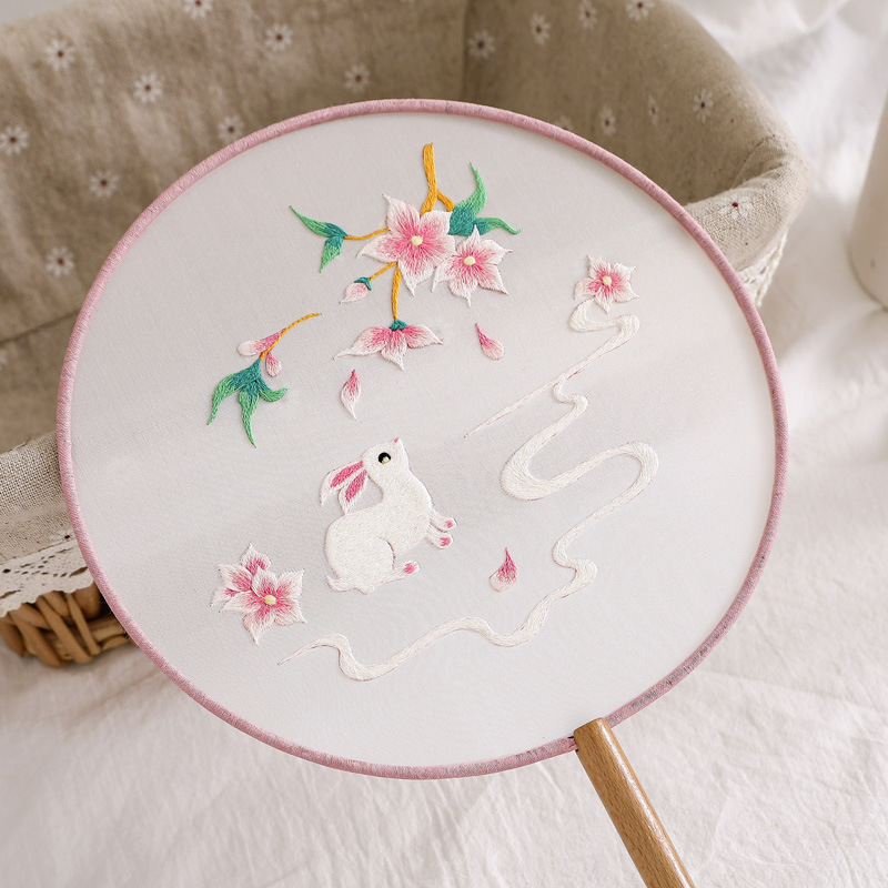 Ventilador de bordado DIY antiguo ventilador hecho a mano de loto Suzhou bordado adulto principiante paquete de material