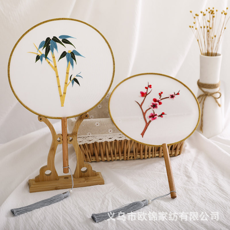 Ventilador de bordado DIY antiguo ventilador hecho a mano de loto Suzhou bordado adulto principiante paquete de material